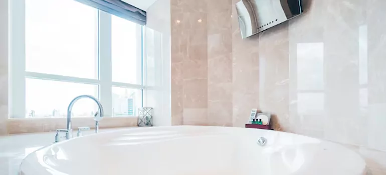 Bathroom Window Coverings in North Miami, FL