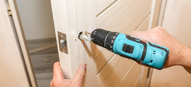 Old Door Knob Repair in North Miami, FL