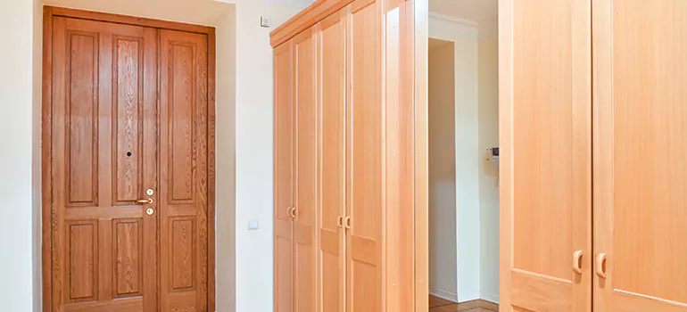 Glass Closet Door Repair in North Miami, FL